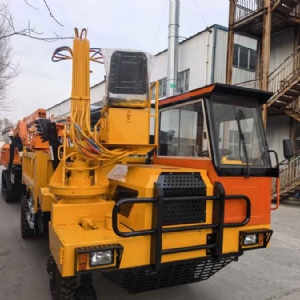 輪式隨車(chē)挖